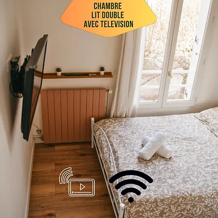 Escapade A 2 Ou En Petit Groupe Equipe Quartier Residentiel Calme Rer Direct Parfait Pour Teletravail Et Detente Appartement